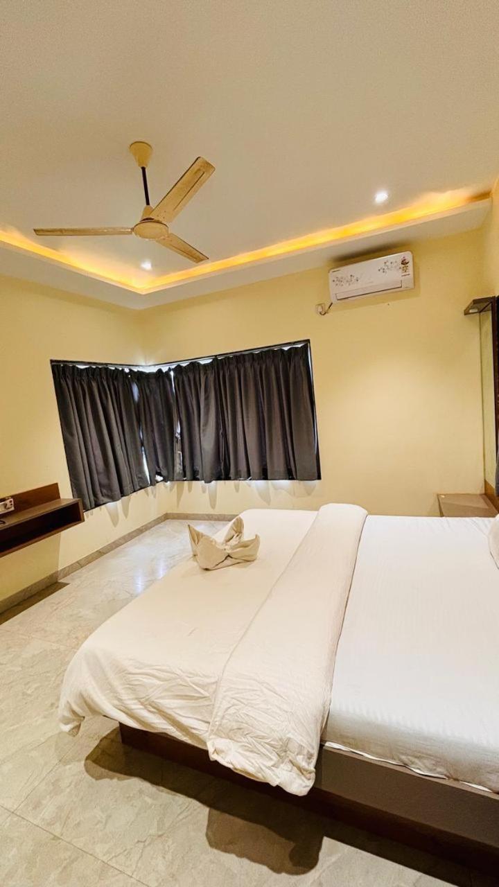 Paramount 3 Ac Bedrooms Hall Garden With Lake View Panchgani Exterior foto